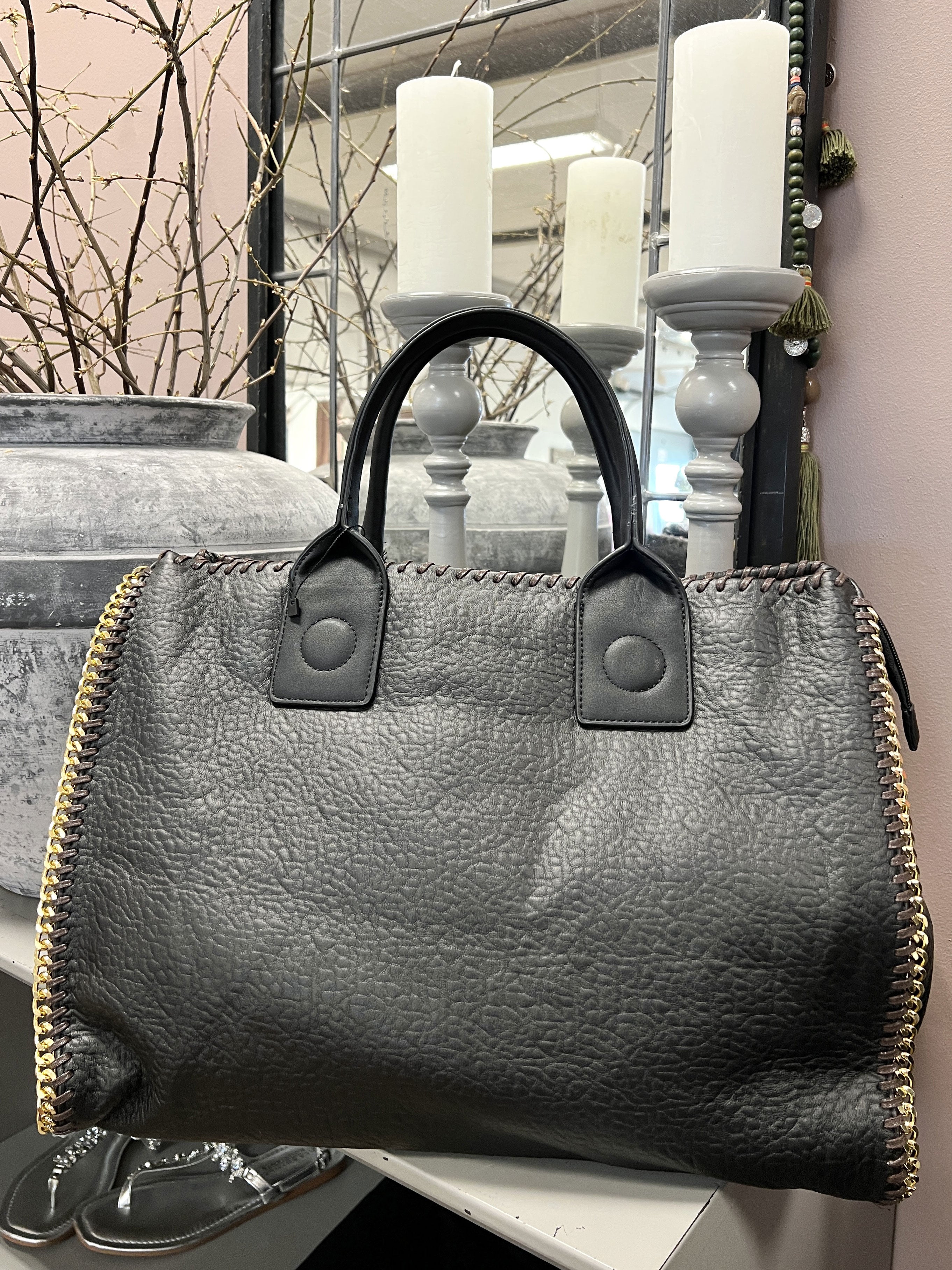 Lena - Sort shopper taske med guldkæde